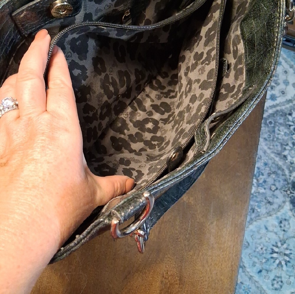 New Directions Black Croc-Embossed Tote Bag with Gold Hardware - Picture 14 of 16